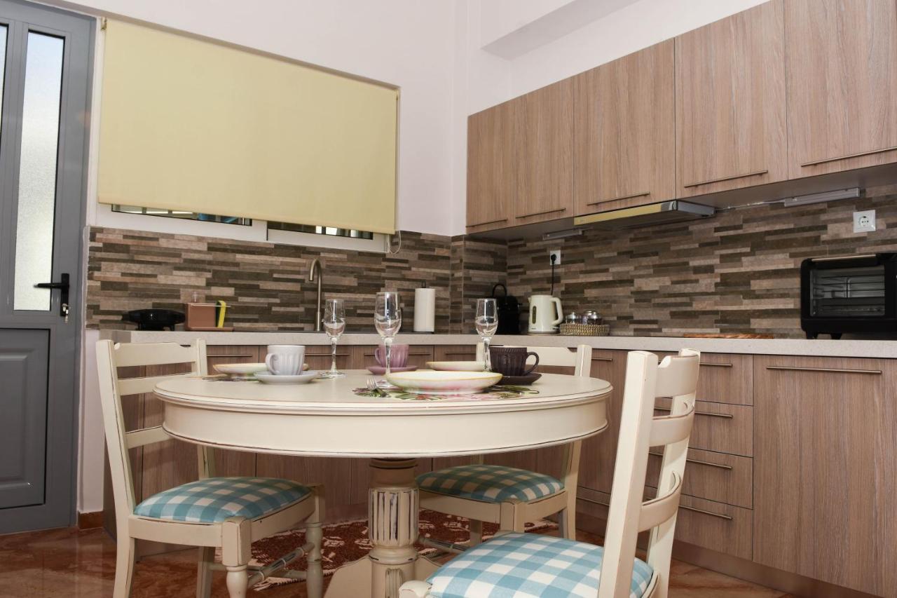 Appartamento Ellis House Agrinio Esterno foto